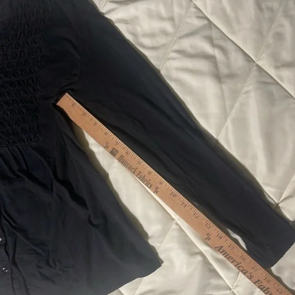 L.L.Bean embroidered V-Neck black women’s Medium button down cardigan top - Picture 8 of 10